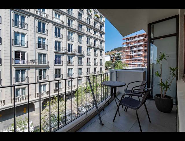 1 BEDROOM APARTMENT FOR SALE IN GREEN POINT